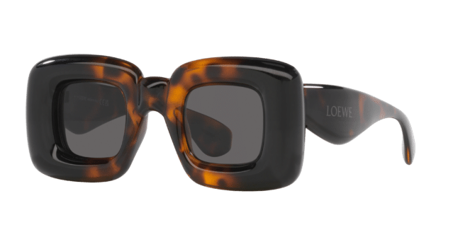 Loewe Woman Sunglass Fashion Show Inflate LW40098I -  Frame color: Tortoise, Lens color: Grey